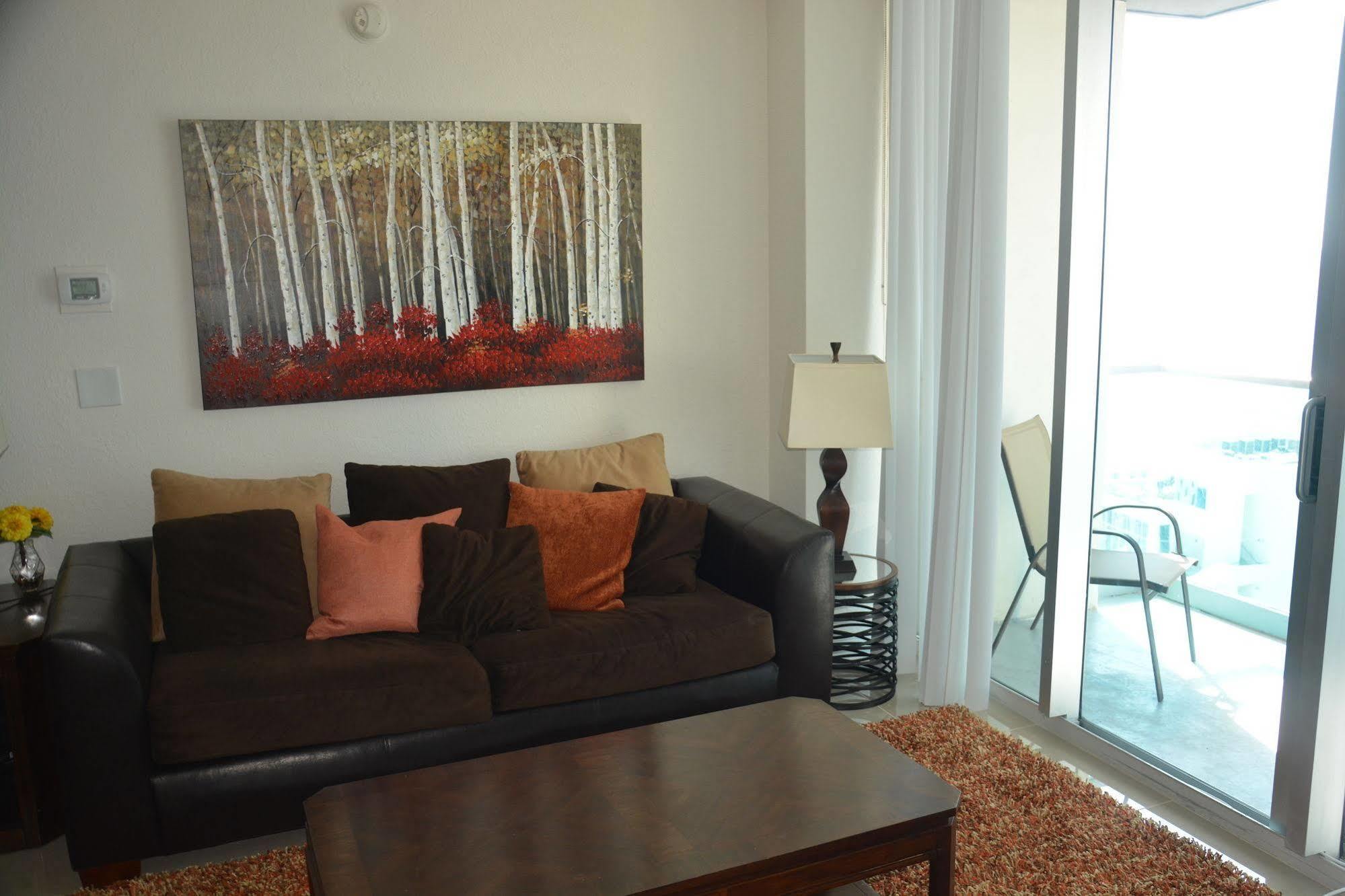הלנדל ביץ' Apartments At Sian Residences מראה חיצוני תמונה