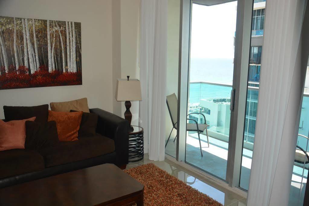 הלנדל ביץ' Apartments At Sian Residences מראה חיצוני תמונה