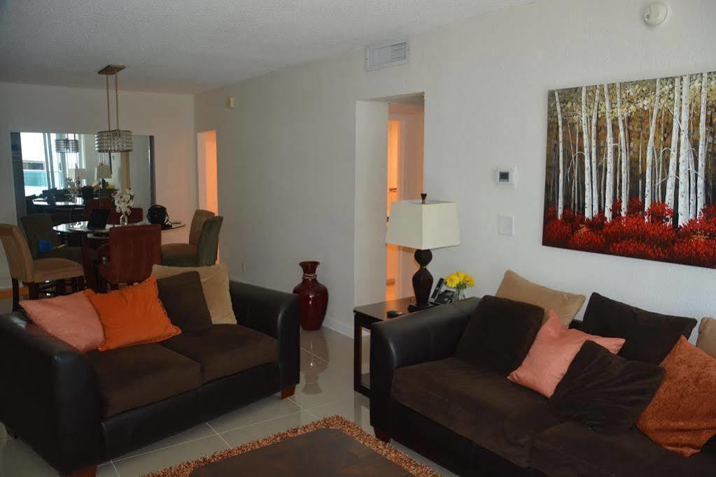 הלנדל ביץ' Apartments At Sian Residences מראה חיצוני תמונה